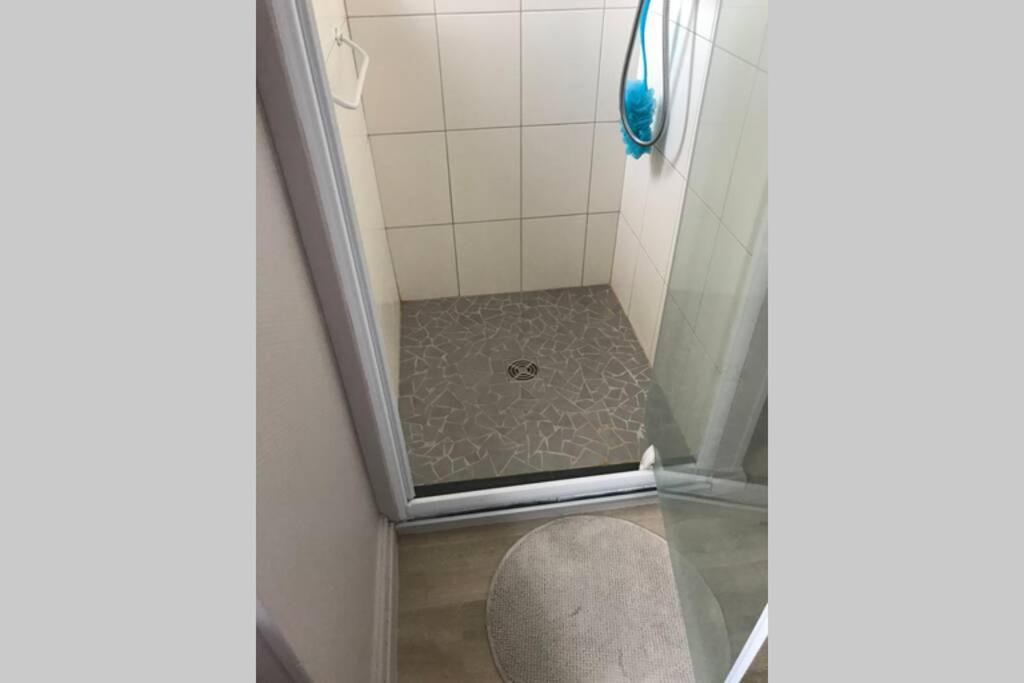Appartement RARE PETIT COCON F1 Calme possibilité jacuzzi hammam en sus à Chamalières Extérieur photo